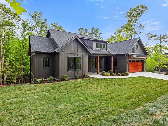 2nd image of 164 Reserve Way