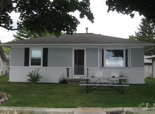 11746 Gould Dr, Manitou Beach, MI