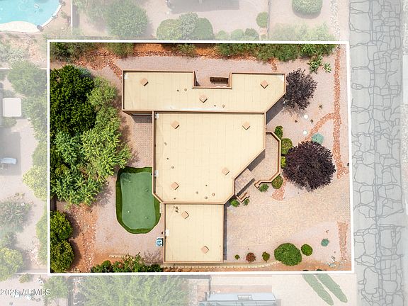 3rd image of 345 RED BUTTE Drive
