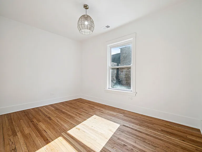 1928 Harrison St #1 — Photo 9