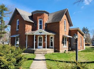 108 N Henry St, Milford, IN 46542