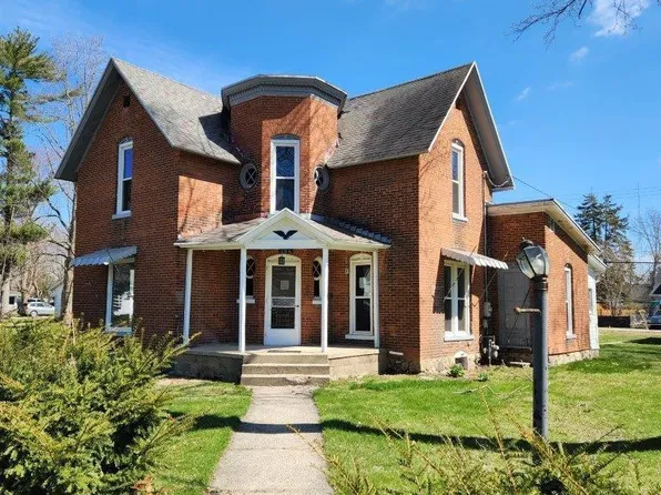 108 N Henry St, Milford, IN 46542
