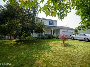 1127 Laural Ln, Malta, NY 12020