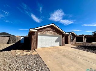 512 Almond Tree Ln, Clovis, NM 88101