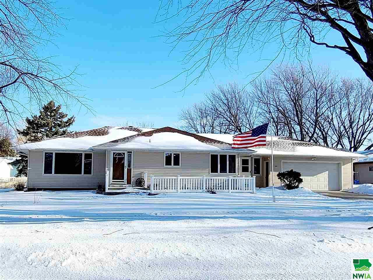 505 Locust St, Hospers, IA 51238 Zillow
