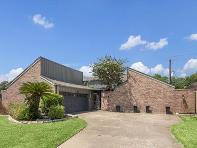 14438 Briarhills Pkwy, Houston, TX, 77077