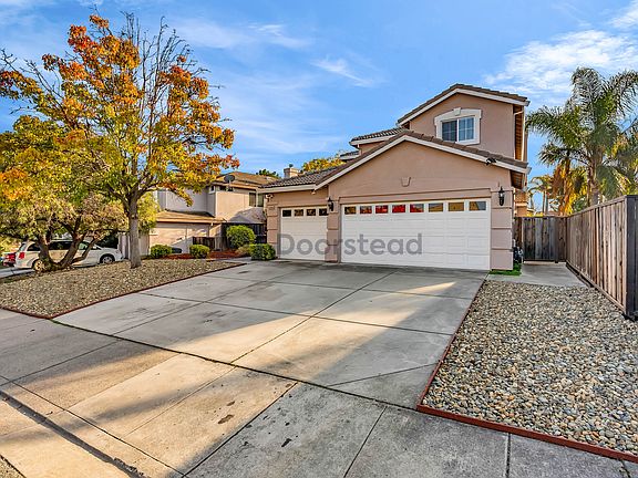 3rd image of 2406 Shelbourne Way