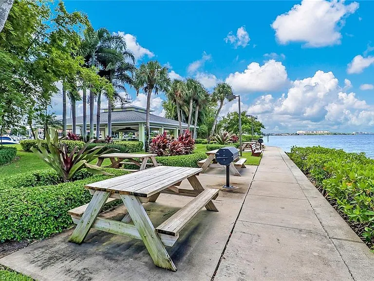 on-site pavilion at the river calooshahatchee