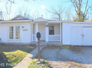 1919 N Campbell Ave, Springfield, MO 65803