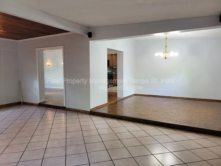 4311 S Thatcher Ave — Photo 17