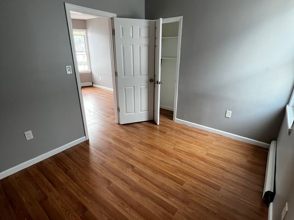 118 Dixon Ave FLOOR 2