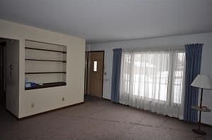3rd image of 2129 Parkfield Dr