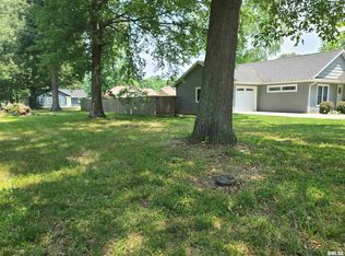 1821 W Adams St, Herrin, IL 62948