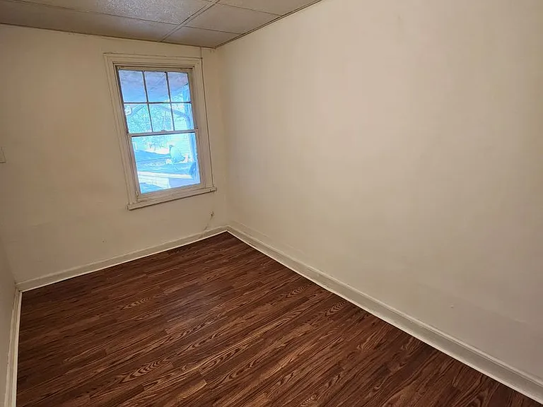 1517 Walnut St — Photo 15