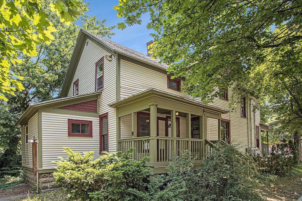 1105 Lake St, Kalamazoo, MI 49001 Zillow