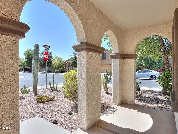 5th image of 42610 W LUCERA Court