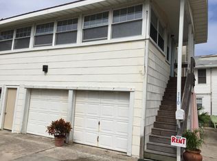 110 Davis St, Neptune Beach, FL 32266
