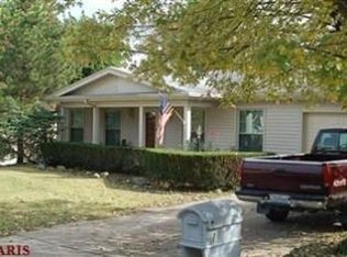 116 Briarcliff Dr, Saint Charles, MO 63301