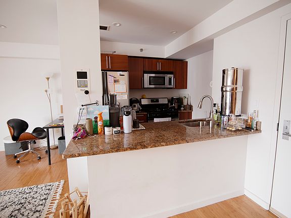 4th image of 8114 Queens Blvd #2B