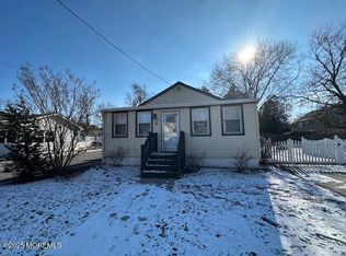 514 E Point Pleasant Ave, Ocean Gate, NJ 08740