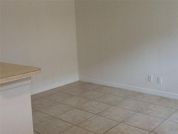 3rd image of 101 NE 41st Street #G-112