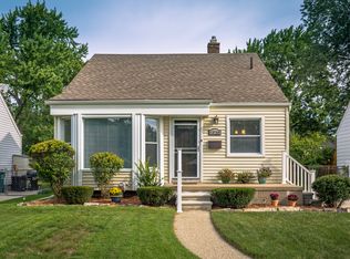 13720 Talbot Ave, Oak Park, MI 48237