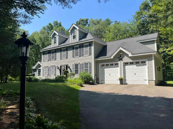 4 Felicia Drive, Newton, NH 03858