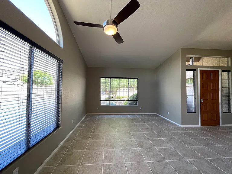 20390 N 54th Ave — Photo 12