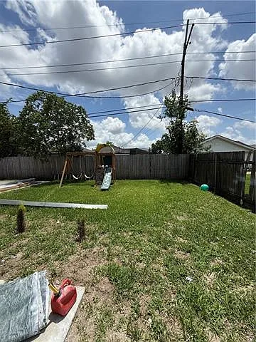 1511 Schnell Dr — Photo 10