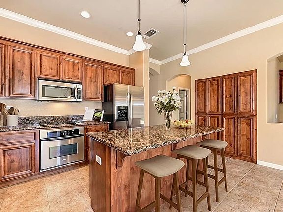 5th image of 1897 Sevilla Dr