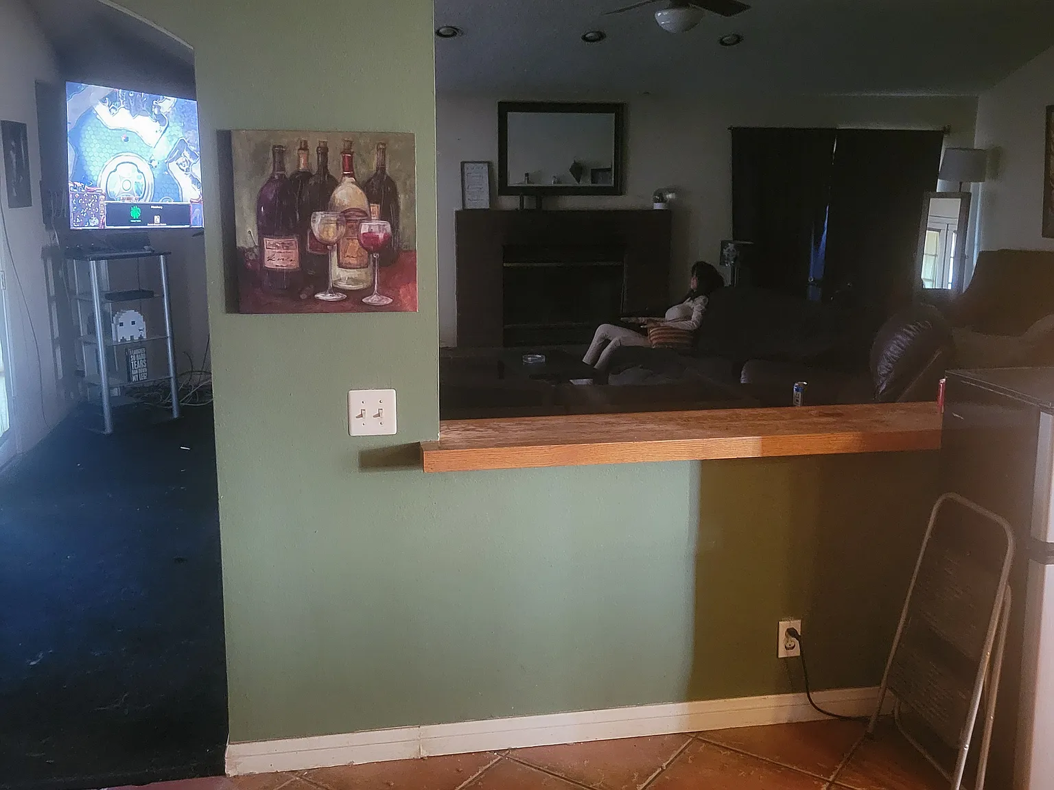 5 bed, 2458 sqft, $800 — Photo 2