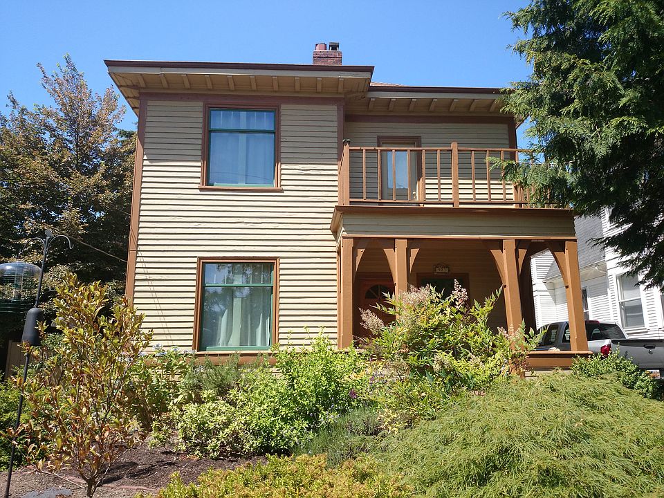 2nd image of 971 20th Ave
