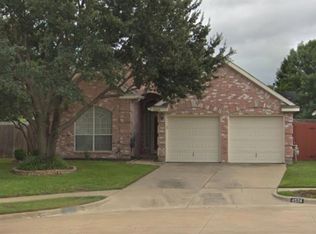 4504 Cave Creek Ct, Fort Worth, TX 76137