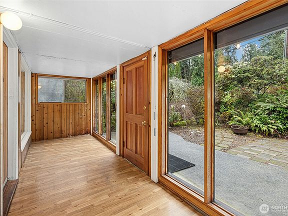5th image of 6526 NE 198th Street