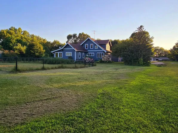 15506 S Jefferson Rd, Hutchinson, MN 55350