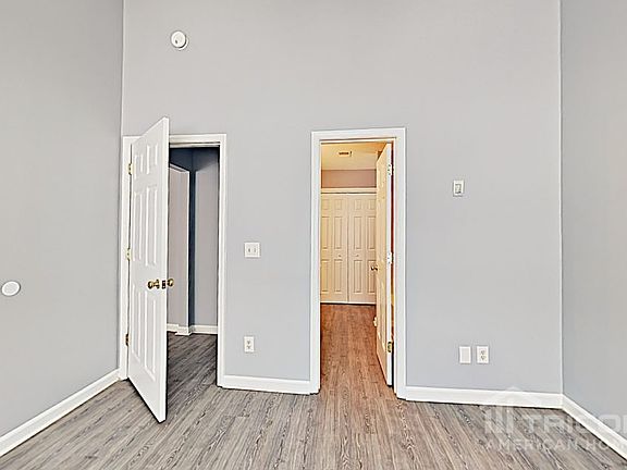 5th image of 9 Indigo Lake Ct