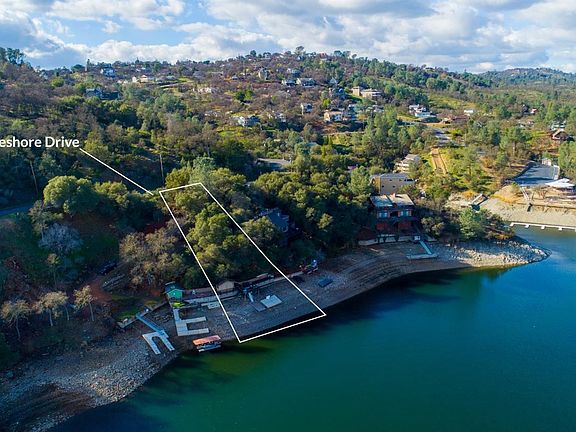 2nd image of 4861 Lakeshore Dr