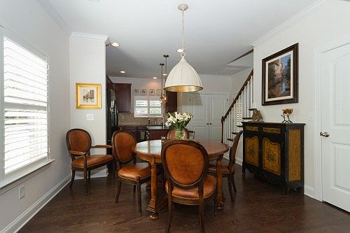 5th image of 156 Aztec Cir