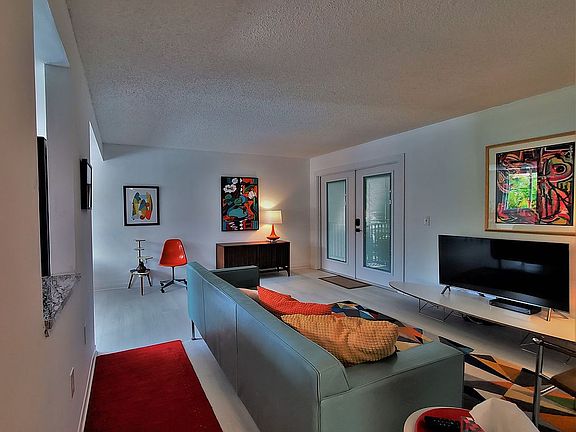 4th image of 125 5th Ave NE APT 260