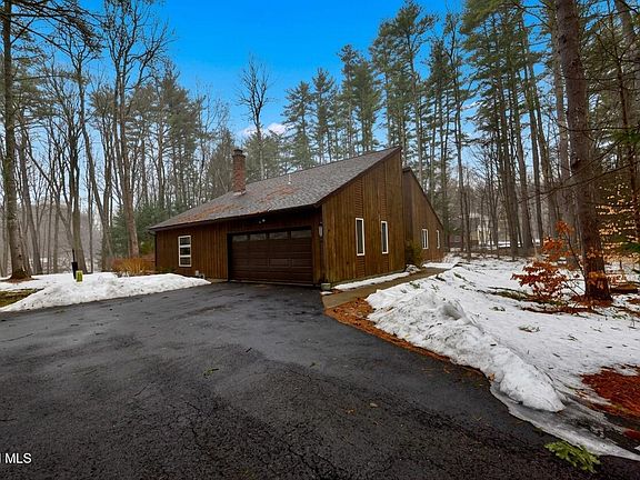 3rd image of 222 Middle Grove Road