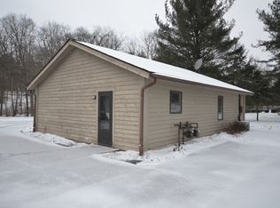 3628 Shade Rd, Akron, OH 44333