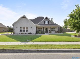 3030 Ginn Point Rd, Owens Cross Roads, AL 35763