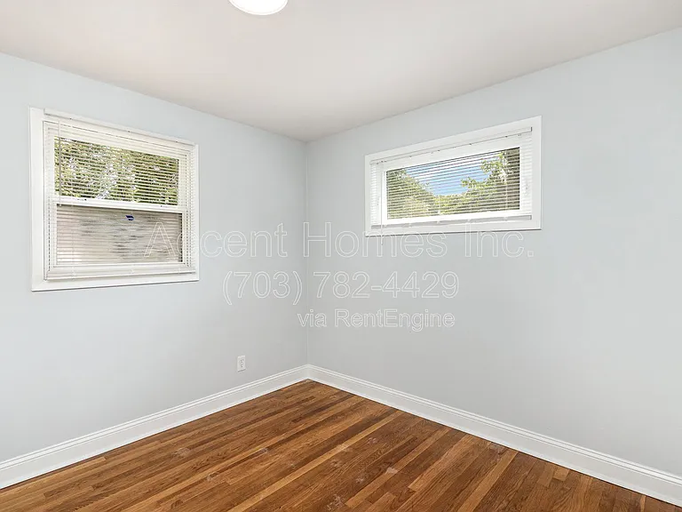 7329 Marc Dr — Photo 13