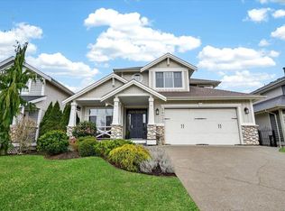 24033 106th Ave, Maple Ridge, BC V2W 2B1