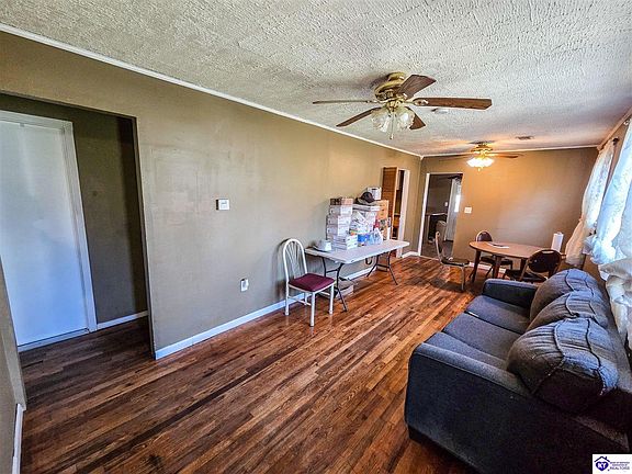 5th image of 483 Smith St