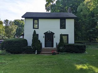 3003 S 33rd St, Galesburg, MI 49053