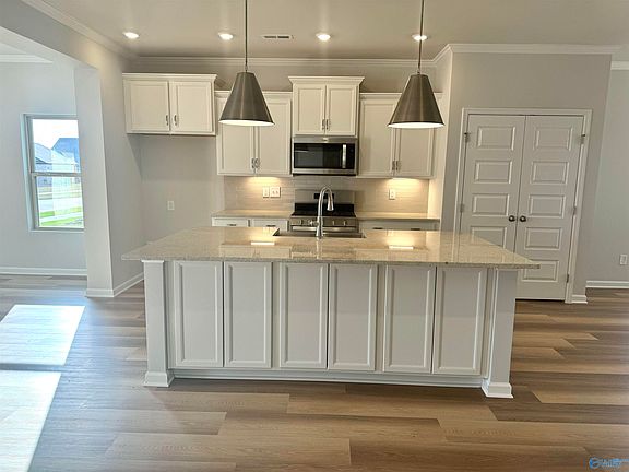 7th image of this home