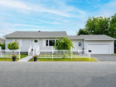 5 Meriline Ave, Methuen, MA, 01844