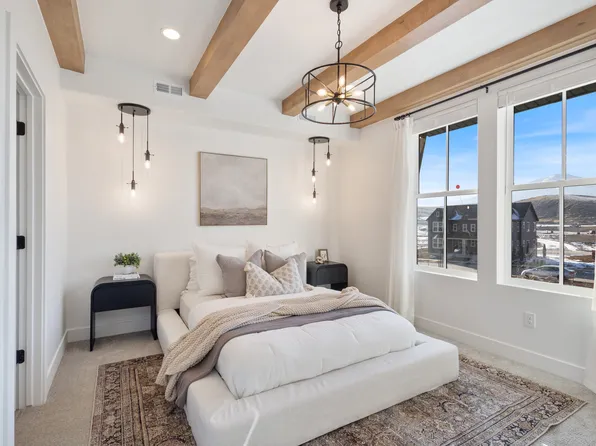 6897 W Gravel Cross Way #289, West Jordan, UT 84081