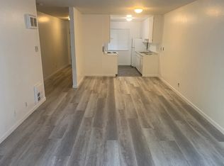 479 Crescent St #12, Oakland, CA 94610